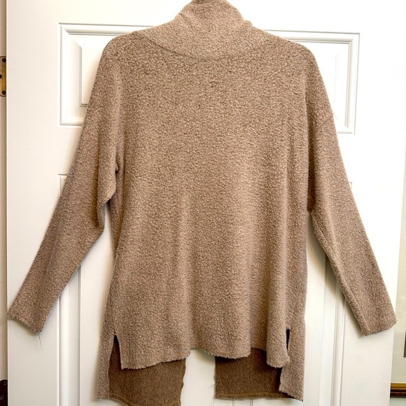 Soft surroundings, woman’s cowl neck, longsleeve sweater, small and taupe. - Picture 1 of 3
